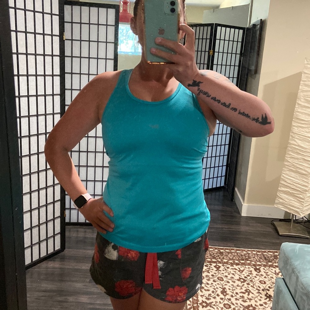 Nike Sri-fit tank, small